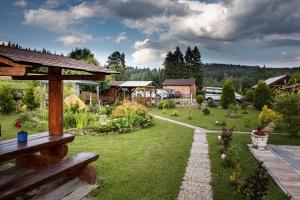 Vonkajšia záhrada v ubytovaní Pension Motel Anna