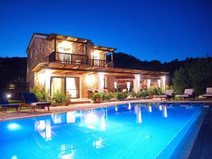 The swimming pool at or close to Villa Penelope Spartia Kefalonia