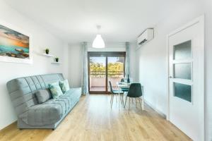 Zdjęcie z galerii obiektu Apartamento Naufragos w mieście Torrevieja