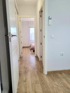 Zdjęcie z galerii obiektu Apartamento Naufragos w mieście Torrevieja +22 zdjęcia