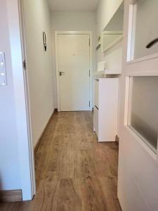 Zdjęcie z galerii obiektu Apartamento Naufragos w mieście Torrevieja