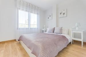 Zdjęcie z galerii obiektu Apartamento Naufragos w mieście Torrevieja