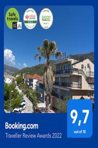 een flyer voor een hotel met een palmboom bij D&D Apartments in Tivat