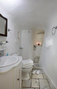 Gallery image of Cori Rigas Suites in Fira