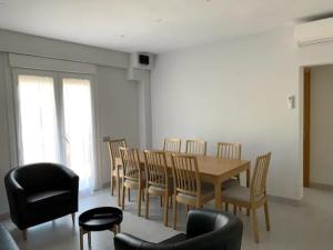 Gallery image of RentalSevilla Moderno apartamento en Triana de 95m2 in Seville