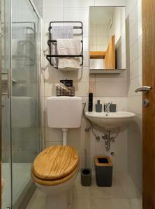 Ein Badezimmer in der Unterkunft Studio Central Square