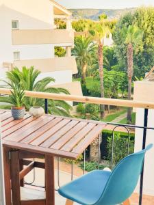 A balcony or terrace at Apartamento Arenal II