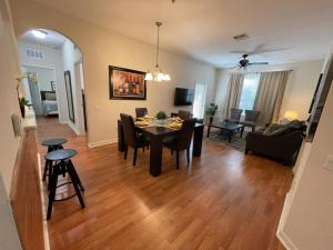 IS2 110 - 3 Bedrooms near Universal Studios