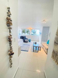 Gallery image of KASA Las Palmas OCEAN VIEW BEACHFRONT CONDO POOL in San Juan
