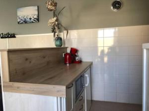 Dapur atau dapur kecil di Appartement Duinzee Texel