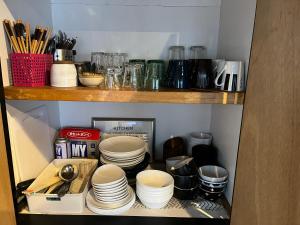 A kitchen or kitchenette at Yoshimura ooike sense