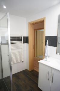 Koupelna v ubytování Haus Wyden