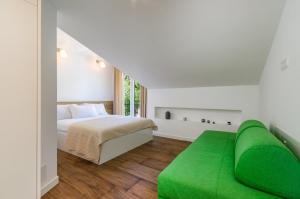 En eller flere senge i et værelse på PALACE PAULINA A + 109 billeder