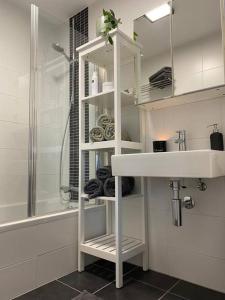 Ванна кімната в "VH apartment" - center of Antwerp - free parking