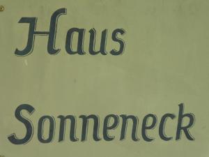 a sign with the words hairs somener on it at Haus Sonneneck in Bad Bocklet
