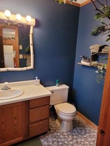 Ένα μπάνιο στο Cable Townhome #3 condo +5 φωτογραφίες