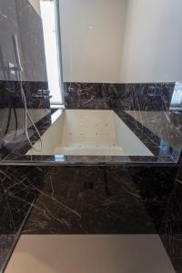 A bathroom at Boutique Hotel Villa Zoppi - Adults only