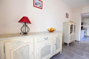 Cuina o zona de cuina de Coulège - Clim - Cour