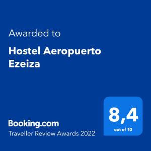 Un certificat, premiu, logo sau alt document afișat la Hostel Aeropuerto Ezeiza