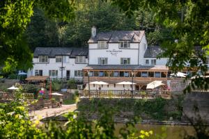 Gallery image of Ye Old Ferrie Inn in Symonds Yat