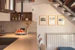 Kuchyň nebo kuchyňský kout v ubytování Casa del Borgo "Aria & Acqua" sul Lago Maggiore