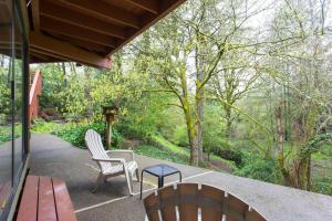 Gallery image of Bright, Unique Apartment in Heart of Wine Country in Newberg