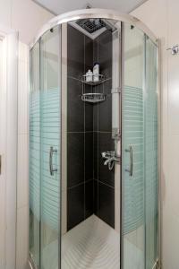 A bathroom at Ampio Cantone Suite