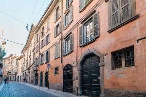 Foto dalla galleria di FEEL - Pareto Apartment a Bergamo