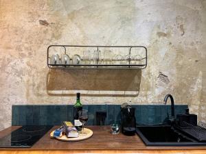 Kuchyňa alebo kuchynka v ubytovaní Stylowy apartament Wabi Sabi z Smart tv