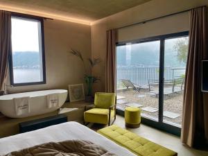 Foto dalla galleria di VILLA MOLLI Lago di Como a Sala Comacina