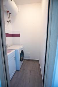 Zdjęcie z galerii obiektu Sundinia Home, Vista sul Mare w mieście Porto Torres