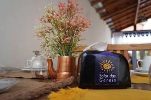 Comodidades para preparar café e chá em Pousada Solar Das Gerais