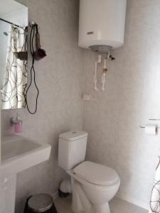 A bathroom at Sofia Spa Resort