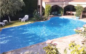 Lovely Home In St,marcellin Les Vaiso With Outdoor Swimming Poolの敷地内または近くにあるプール