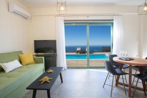 Gallery image of Villa Calleste - Melisou Villas in Kalamitsi