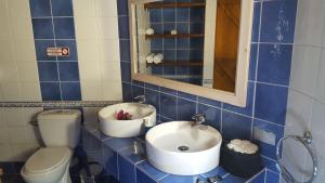 A bathroom at Danai villa