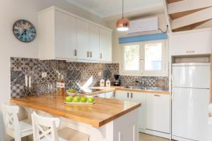 Gallery image of Maisonette Elena in Longos
