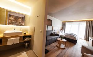 A bed or beds in a room at Autentis