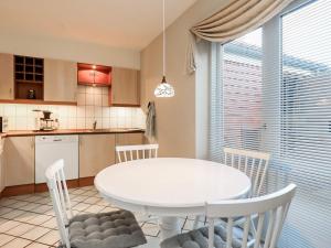 Kuchyň nebo kuchyňský kout v ubytování Holiday home Hals CV