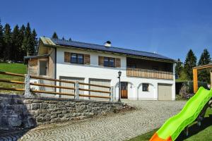 Gallery image of Panoramic view holiday home, Neureichenau in Neureichenau