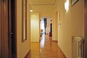 Kép Elegant Apartment Via Veneto by Varental szállásáról Rómában a galériában