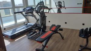 Fitness centrum a/nebo fitness zařízení v ubytování AL HAYAT HOTEL