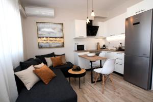 A kitchen or kitchenette at Chrysalis 2