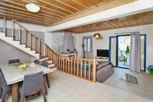 Gallery image of Cottage, Panormo in Panormos Rethymno