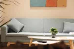A seating area at Beautiful Loft in Tarragona
