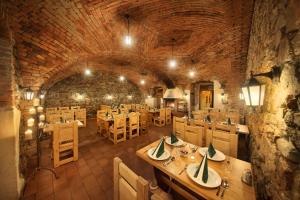 Restaurace v ubytování Záviš z Falkenštejna
