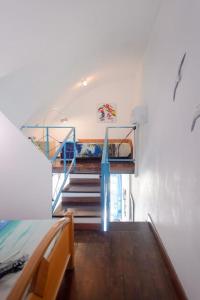 Ein Etagenbett oder Etagenbetten in einem Zimmer der Unterkunft Casa Sottorar - Loft Open Space in Corricella