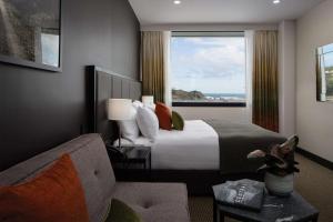 Cama ou camas em um quarto em Rydges Wellington Airport