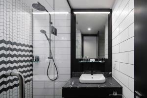 Um banheiro em Rydges Wellington Airport