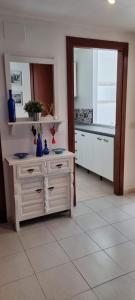 Kuchyňa alebo kuchynka v ubytovaní Sa Shei Apartment Tossa de Mar
